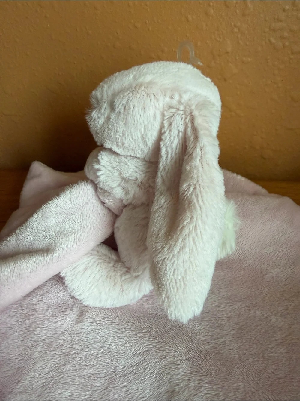 Jellycat Bashful Bunny Comforter - Pale Pink Plush